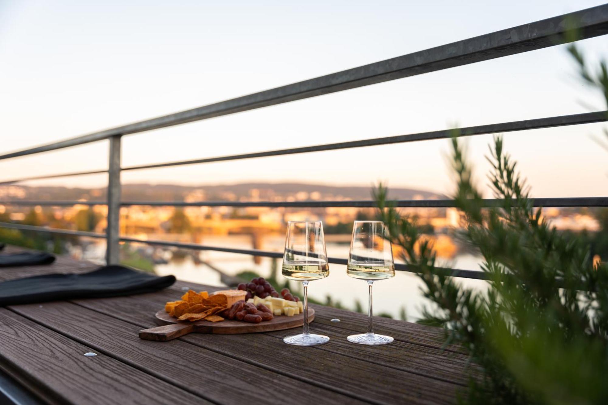 Penthouse Wohnung Mit Schoenem Moselblick In Metternich Coblenza Exterior foto