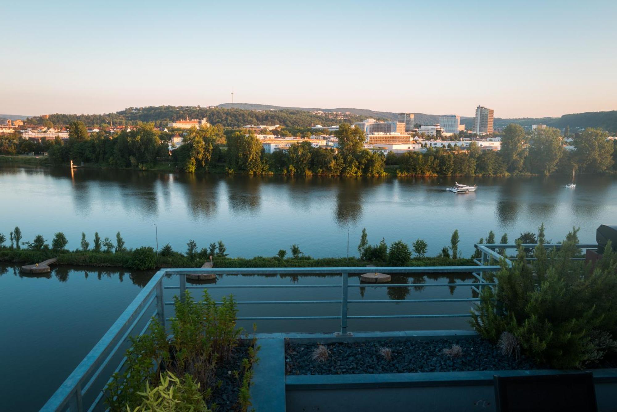 Penthouse Wohnung Mit Schoenem Moselblick In Metternich Coblenza Exterior foto