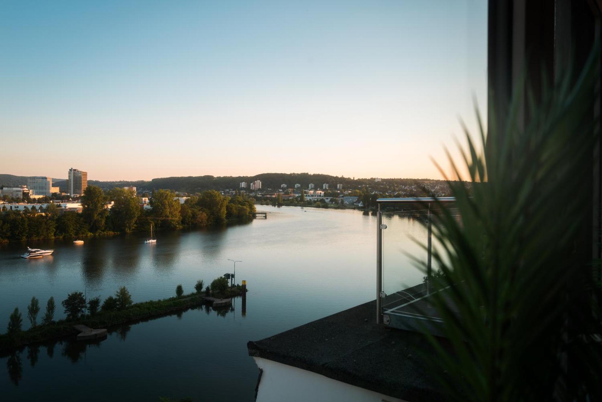 Penthouse Wohnung Mit Schoenem Moselblick In Metternich Coblenza Exterior foto