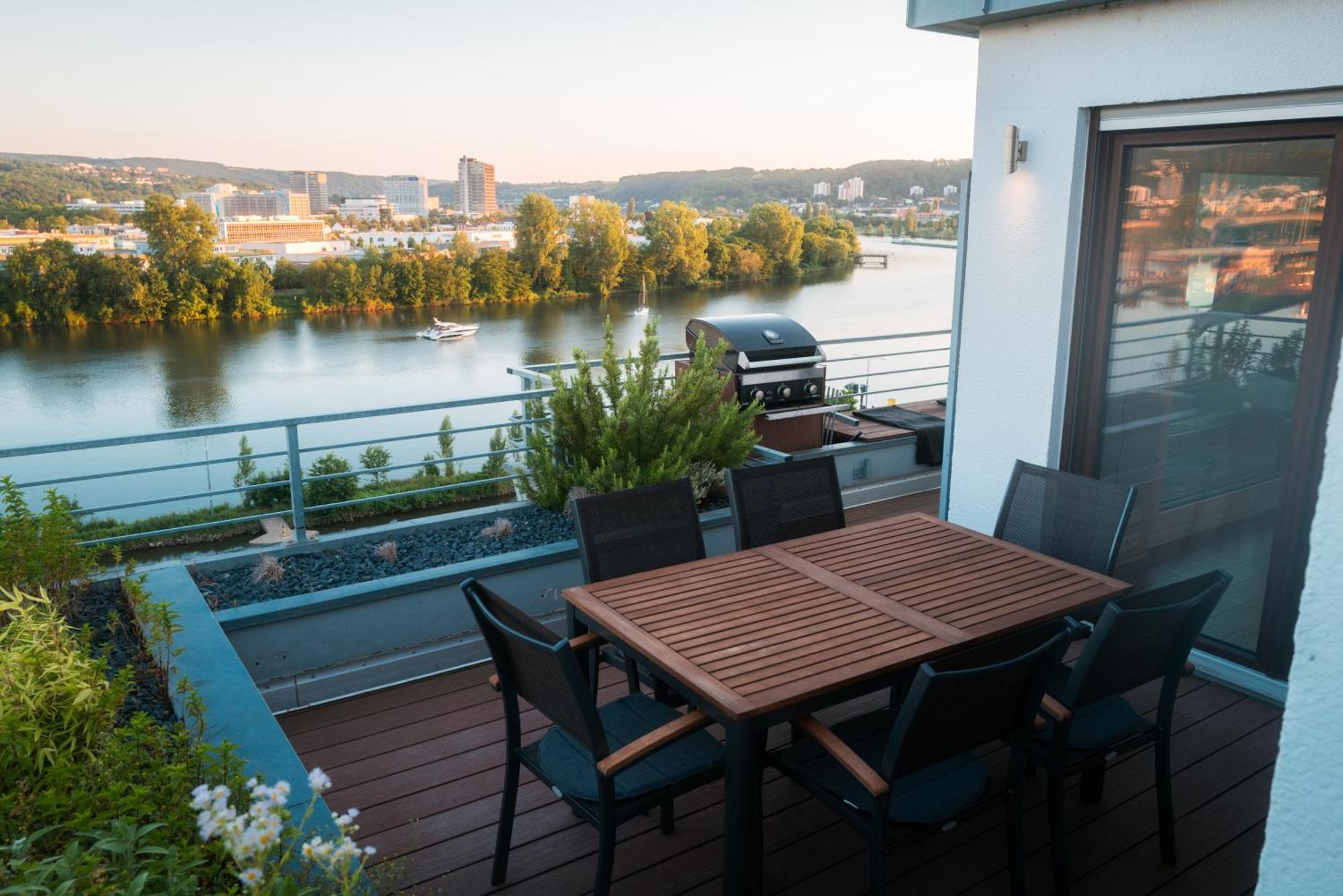 Penthouse Wohnung Mit Schoenem Moselblick In Metternich Coblenza Exterior foto