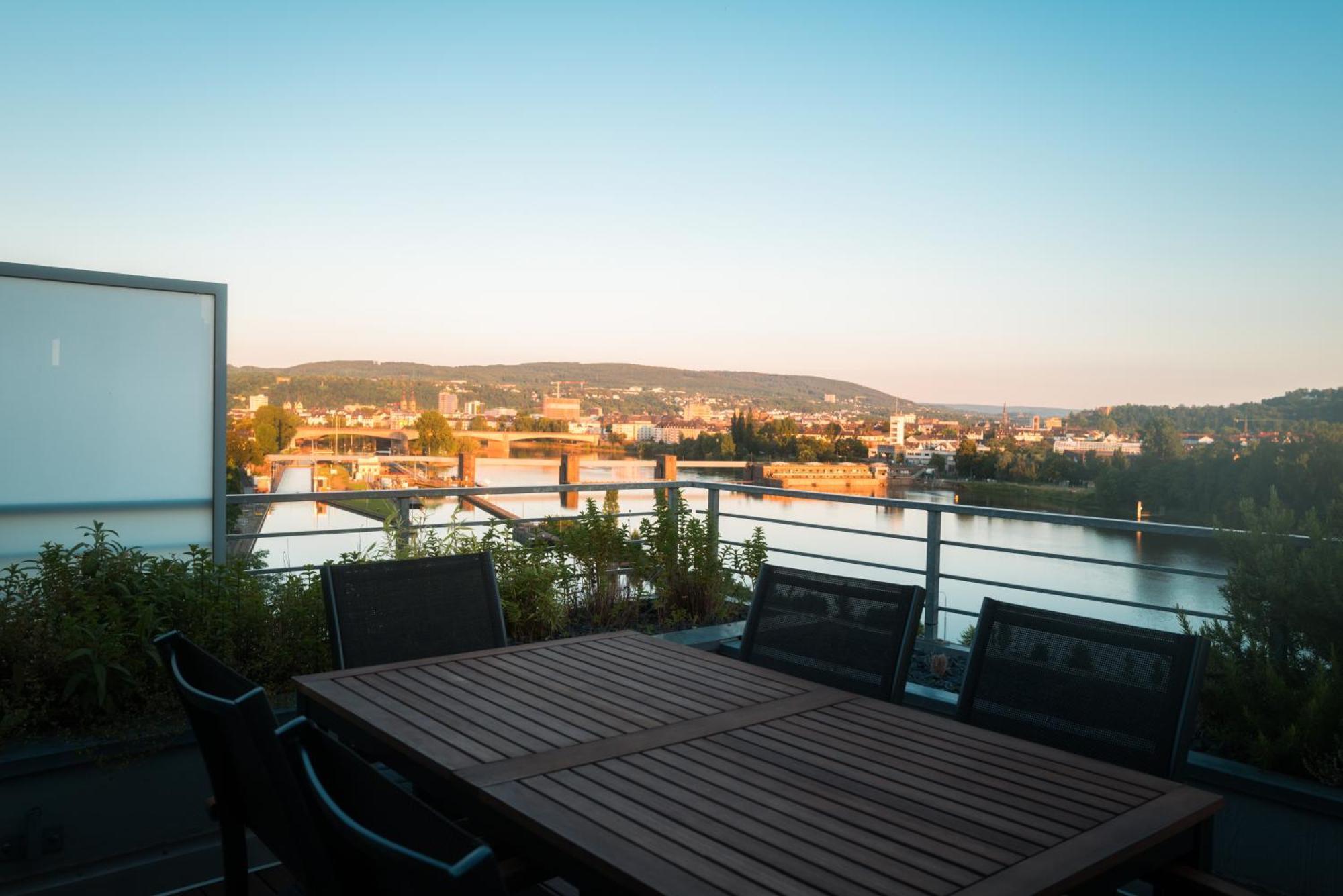 Penthouse Wohnung Mit Schoenem Moselblick In Metternich Coblenza Exterior foto