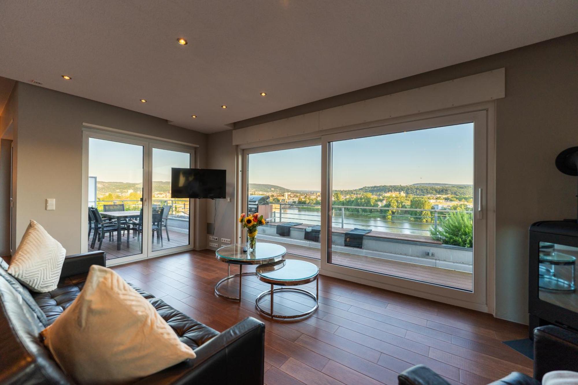 Penthouse Wohnung Mit Schoenem Moselblick In Metternich Coblenza Exterior foto