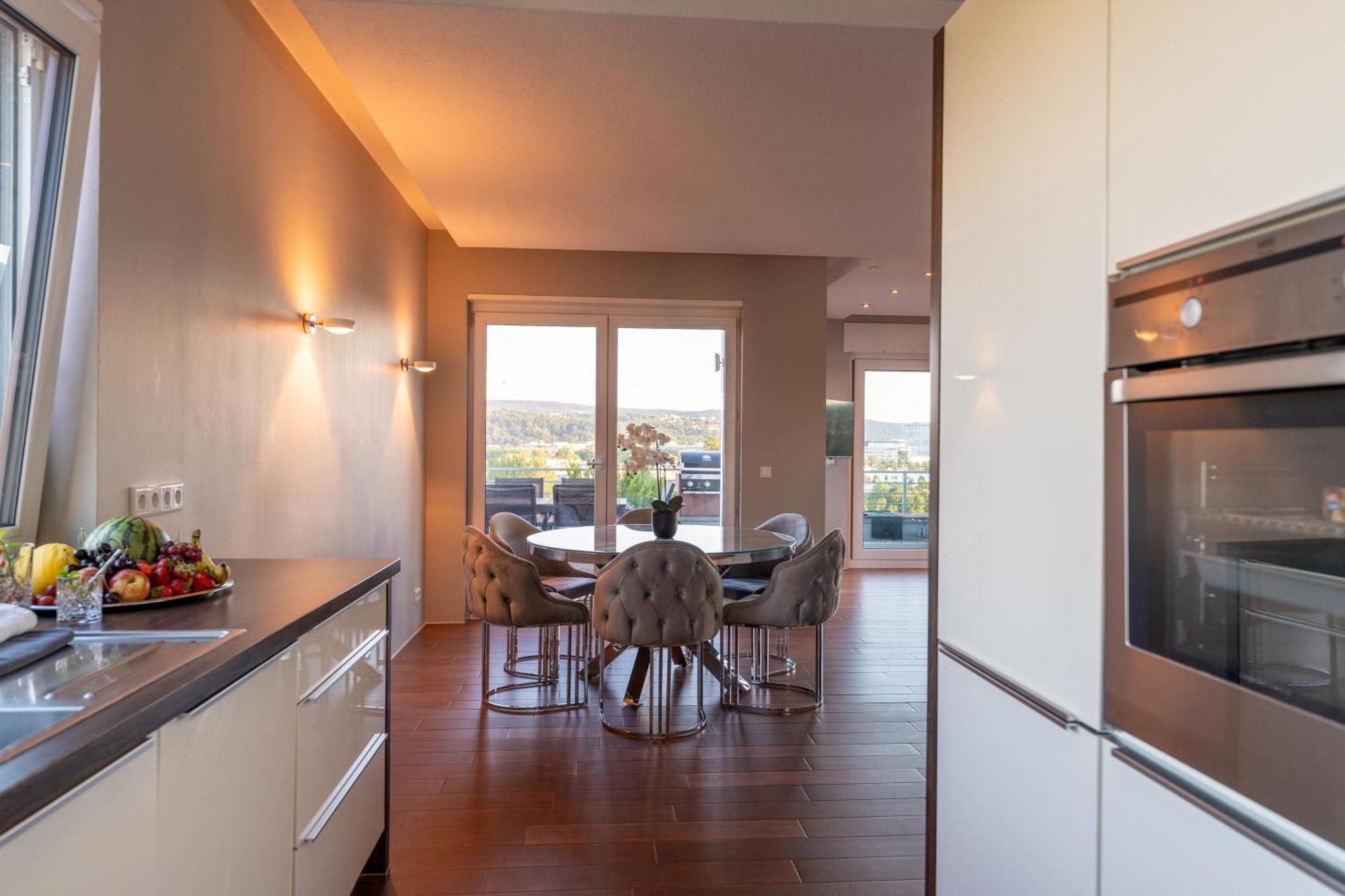 Penthouse Wohnung Mit Schoenem Moselblick In Metternich Coblenza Exterior foto