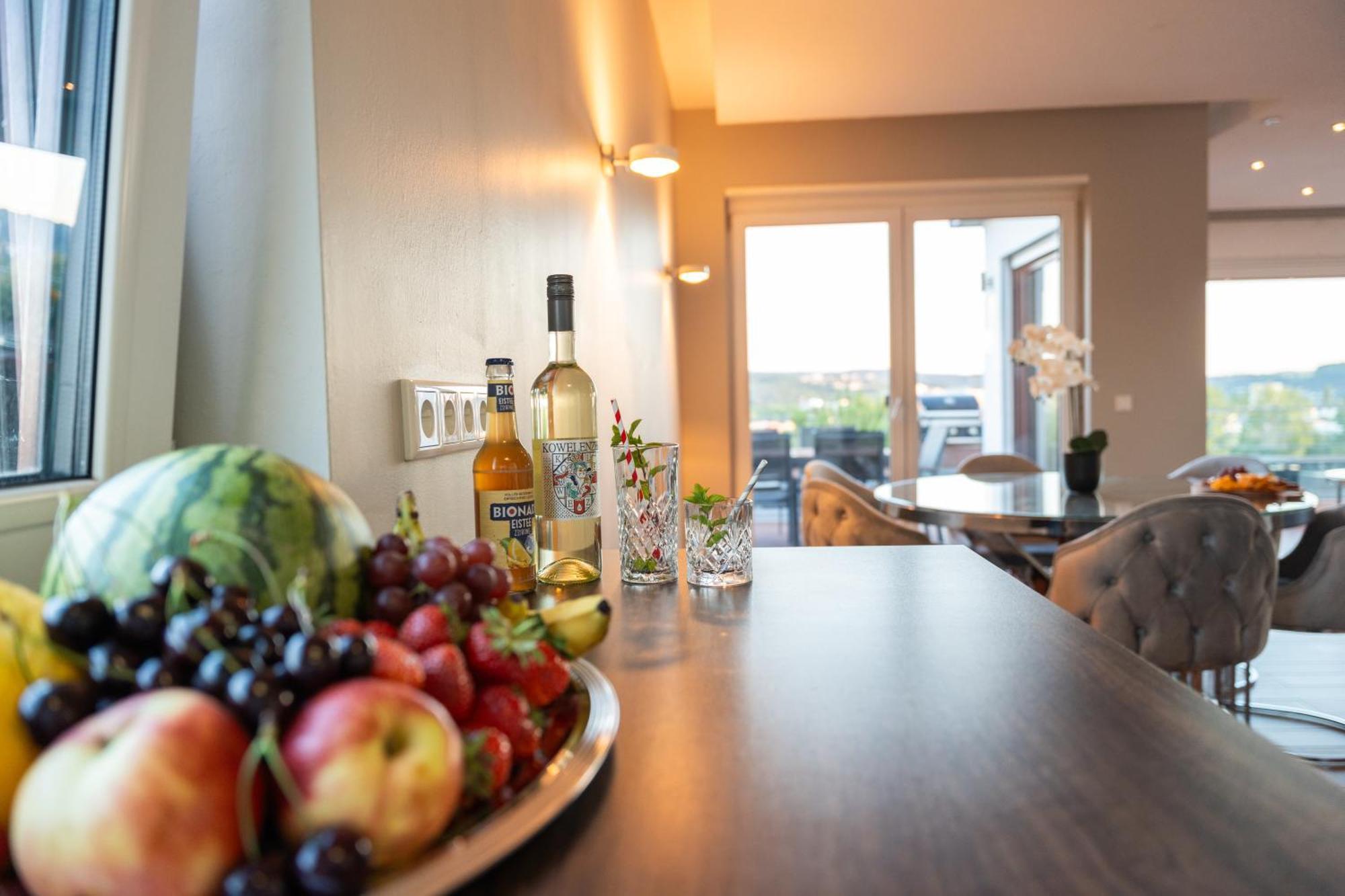 Penthouse Wohnung Mit Schoenem Moselblick In Metternich Coblenza Exterior foto